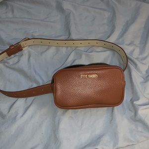 Steve Madden Beltbag